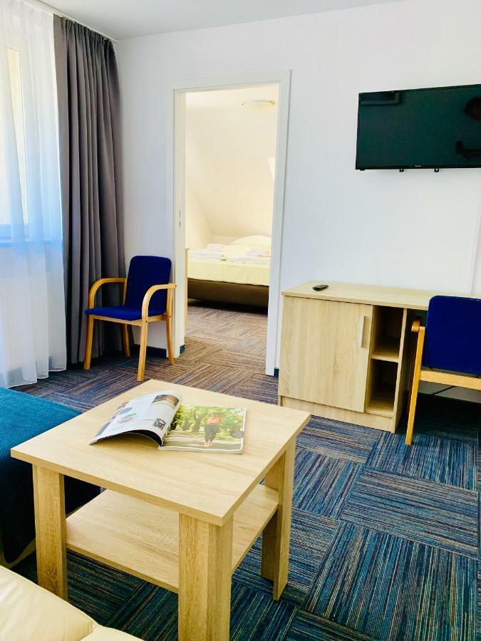 Azalia Bed & Breakfast Ustronie Morskie Bagian luar foto
