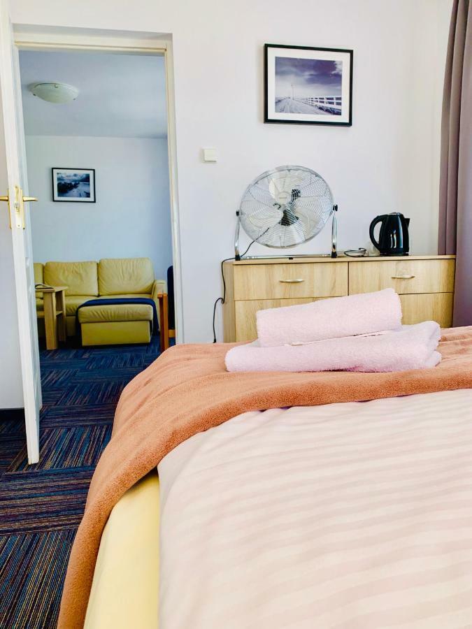 Azalia Bed & Breakfast Ustronie Morskie Bagian luar foto