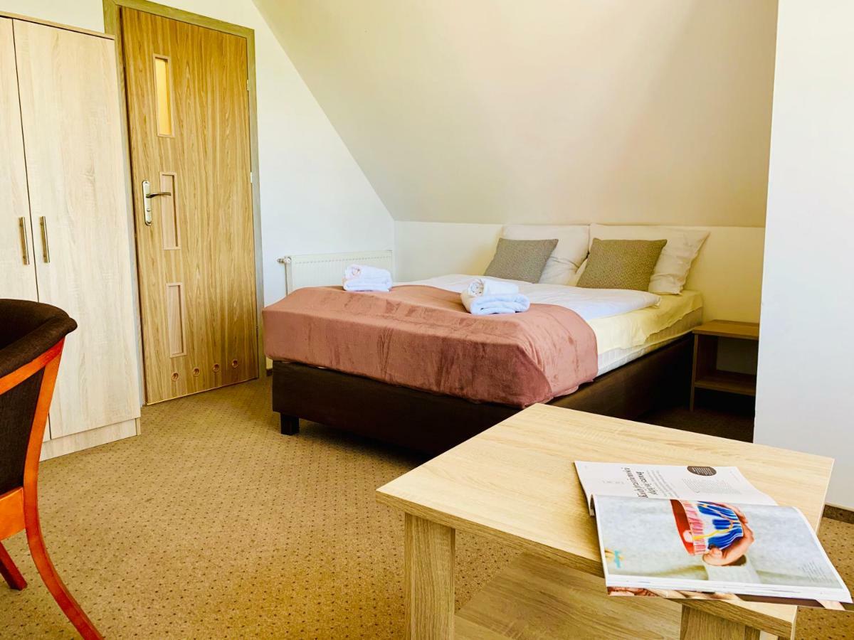 Azalia Bed & Breakfast Ustronie Morskie Bagian luar foto