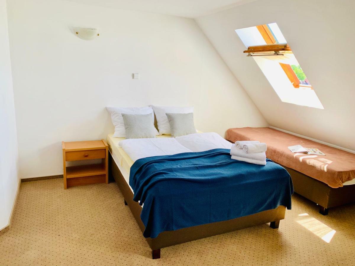 Azalia Bed & Breakfast Ustronie Morskie Bagian luar foto