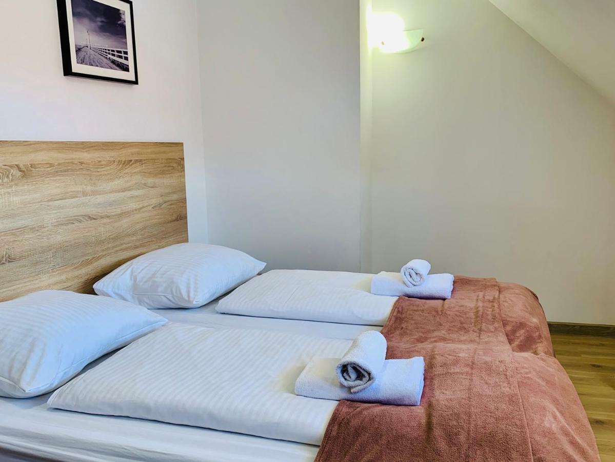 Azalia Bed & Breakfast Ustronie Morskie Bagian luar foto